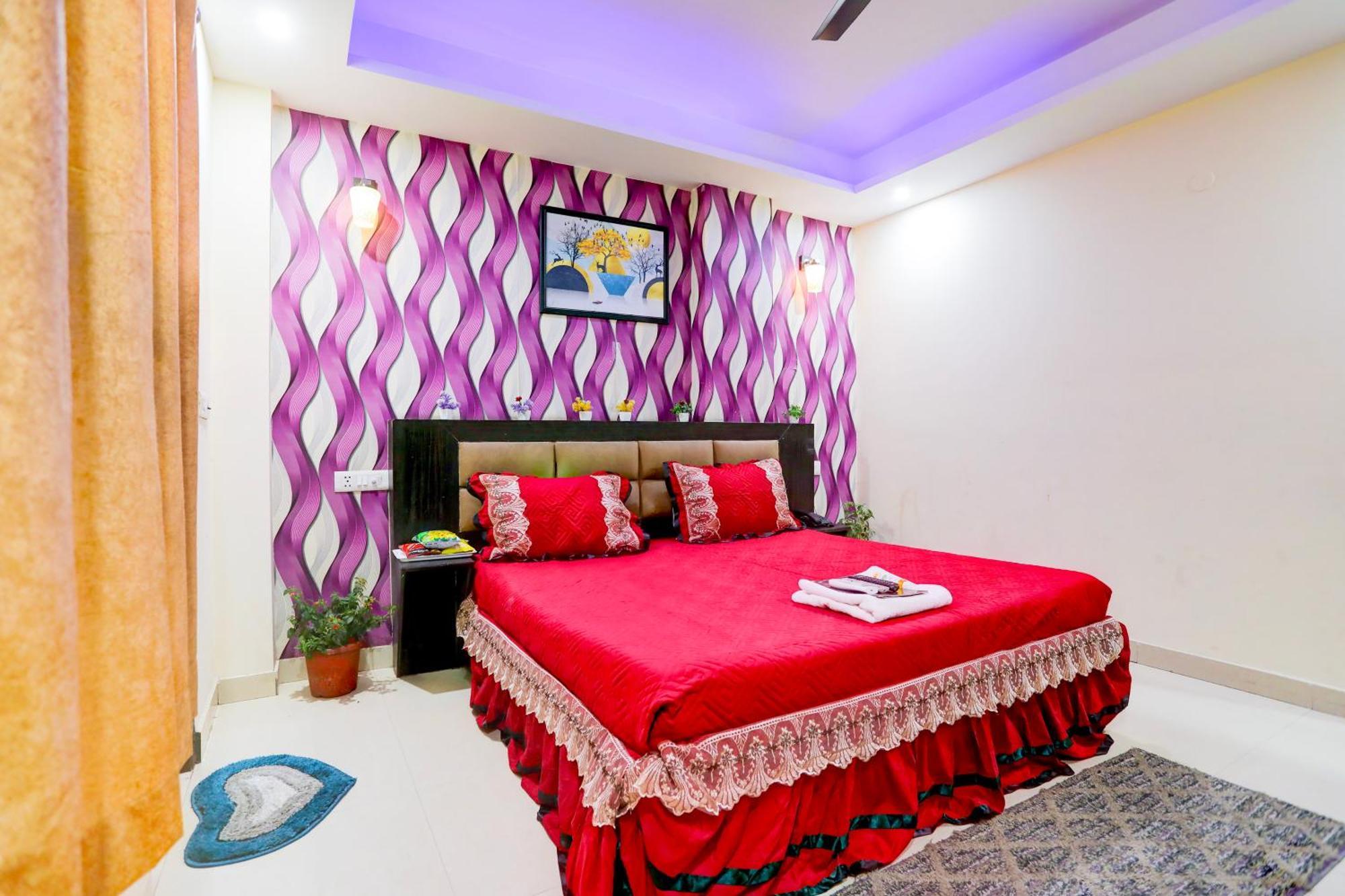 Global Stay Near Delhi Airport Нью-Дели Экстерьер фото